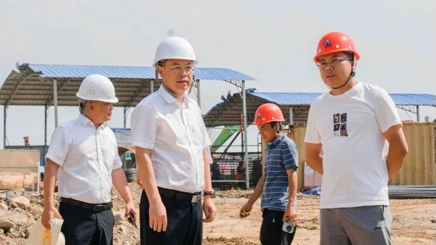 市政要聞 | 洞口縣縣委書記吳韜到洞口四橋項目施工現(xiàn)場調研